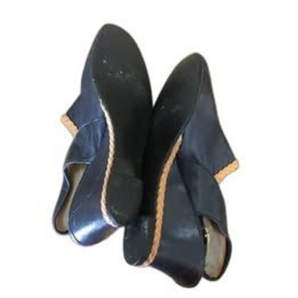 Vintage 60s 70s Navy Blue Pleather Slippers Size 6 1/2 with Tan Braid Trim - Picture 4 of 5